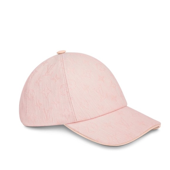 Louis Vuitton Women Cap - Picture 1 of 7